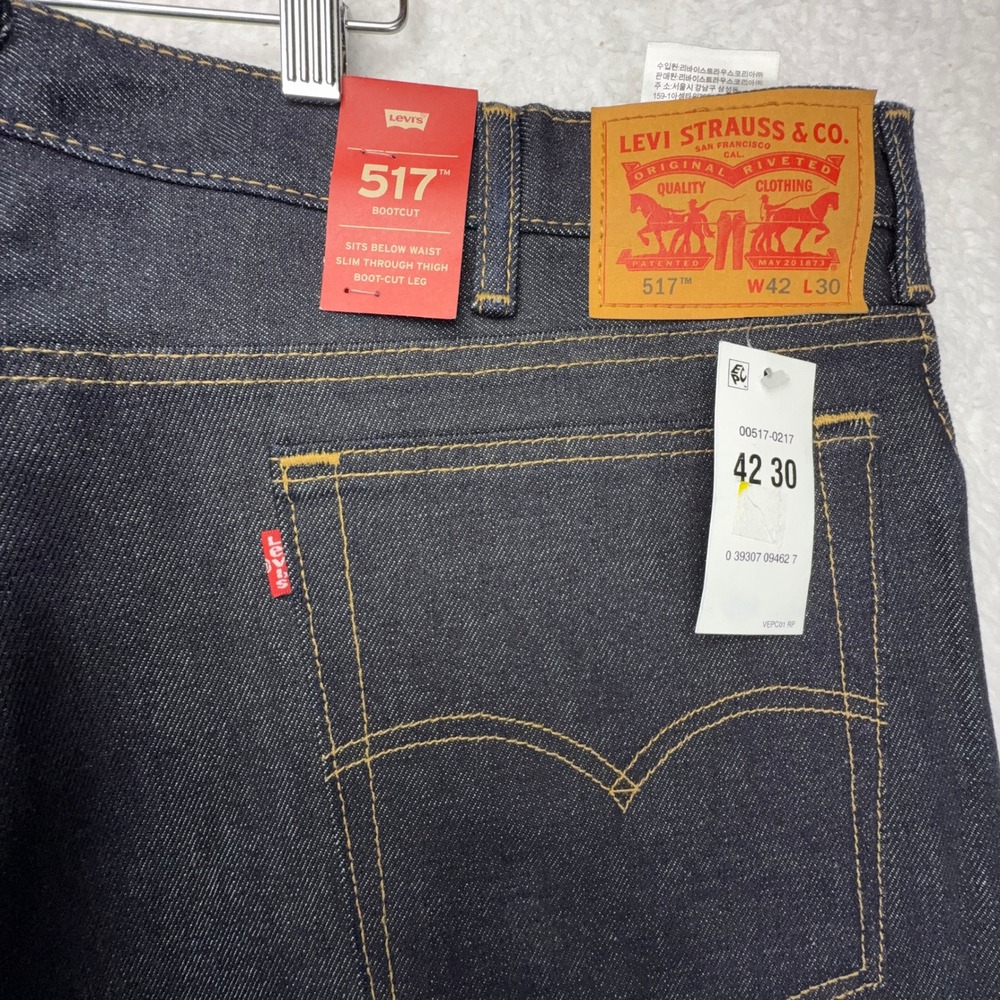 Levis 517 Mens Bootcut Jeans Dark Wash Indigo Blue 00517-0217 W42 L30 NWT
